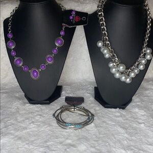 NWT Paparazzi Purple and Silver Necklace Set